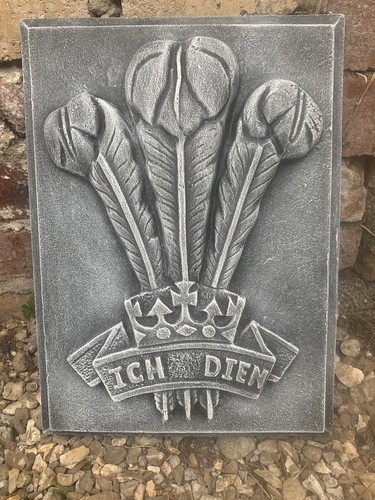 Walisische drei Federn ICH DIEN Garten Plakette Ornament