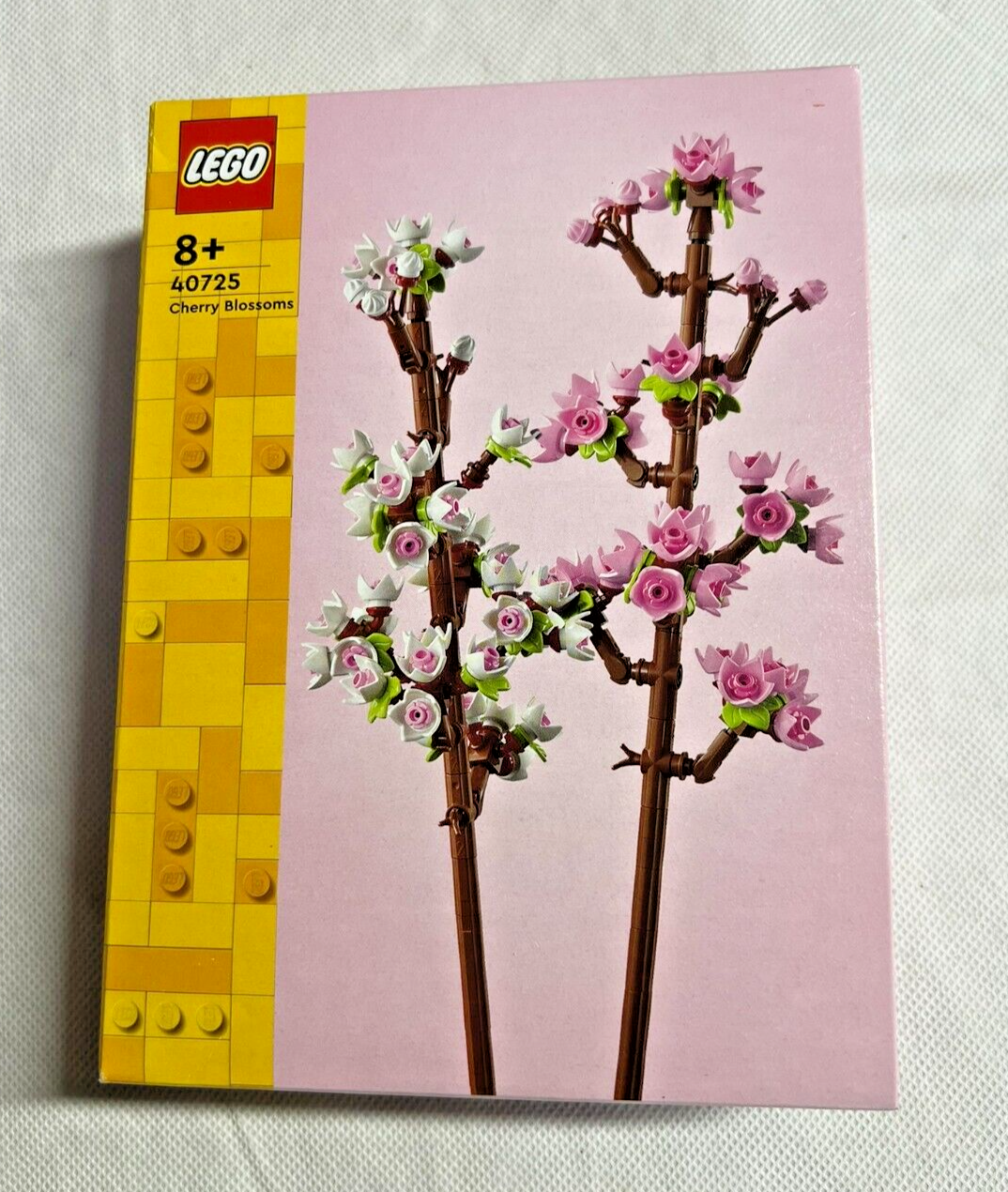 Lego CREATOR: Cherry Blossoms (40725) - Brand New & Sealed