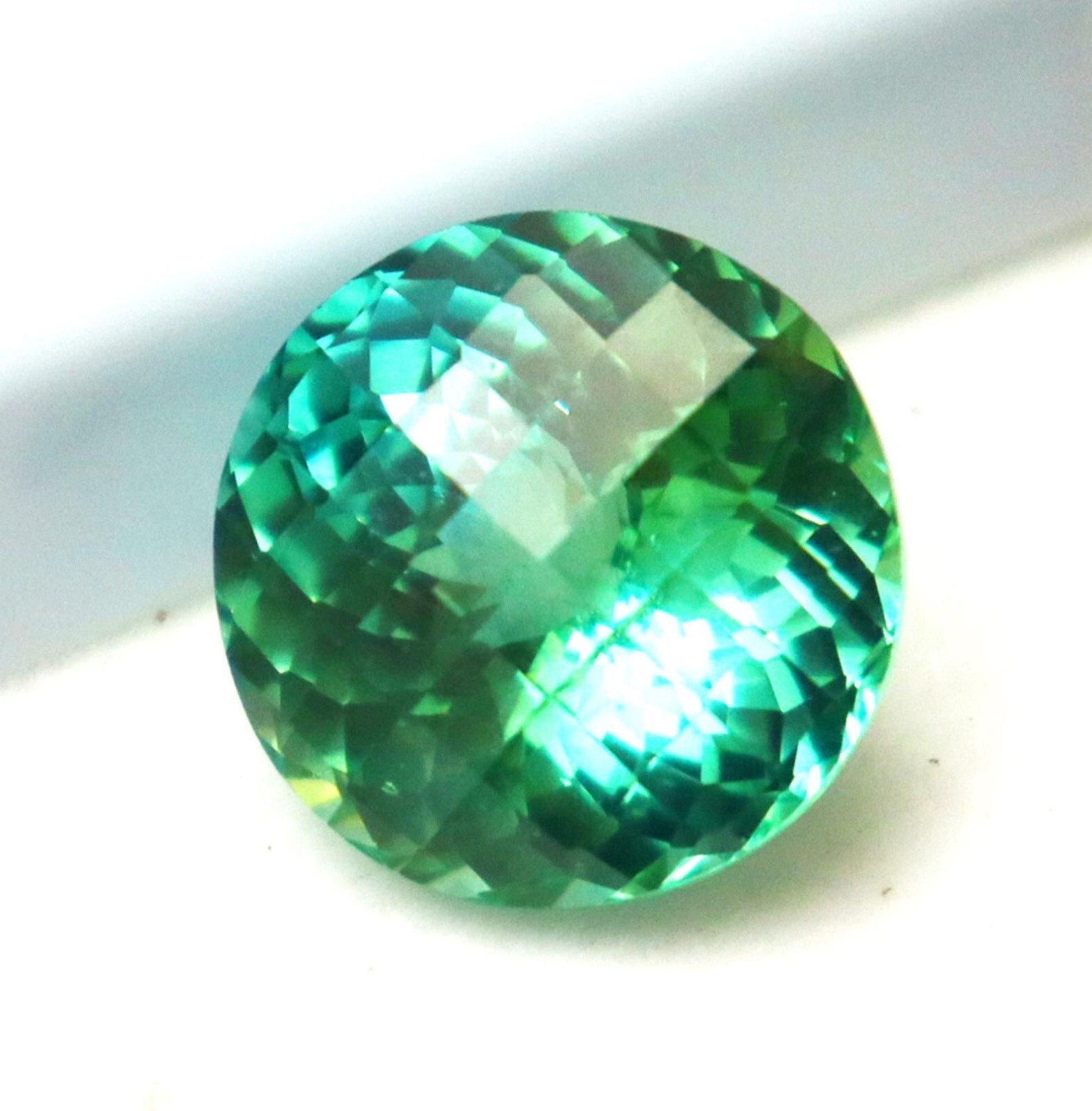 AAA Natural Flawless Ceylon Green Sapphire Round Loose Gemstone Cut 9.70 Ct