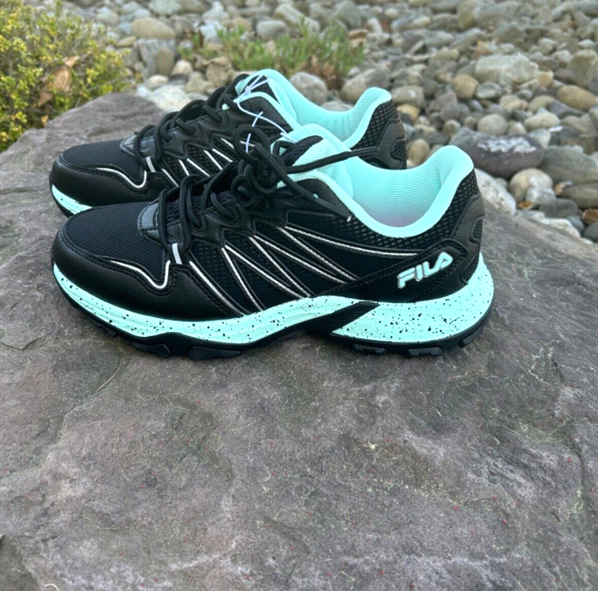 New In Box! Fila Quadrix Women's Trail Running Shoes, Black/Mint