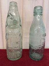 Nicholl & Co Cod Bottle Marble Embossed Starfish Bedford x2 Green Glass Vintage
