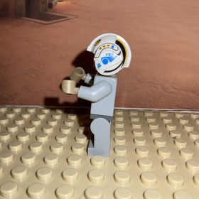 Lego Minifigure- Sandspeeder Gunner + Helmet sw0881 set 75204 G15 star wars