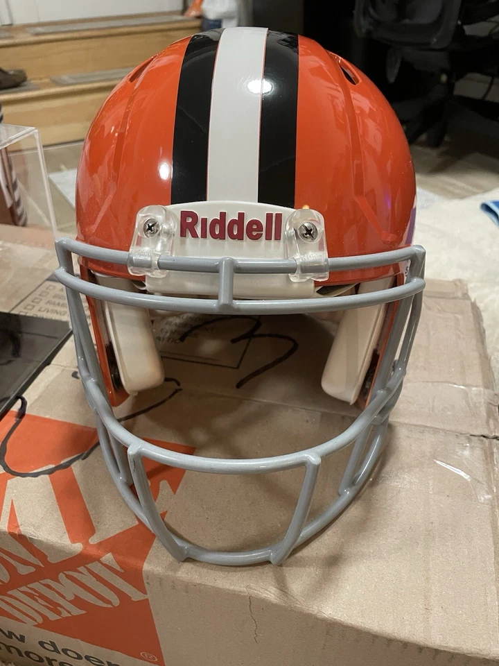 Casco Oficial NFL Fútbol Americano y Cleveland Browns Foto 2 de 4