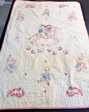 Vintage Hand Embroidered Baby Quilt Playroom Toyland 1960s Raggedy Ann 35x51"