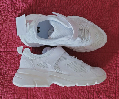 H&M Girls' Soft White Mesh Sneakers - Size 13.5 (EU 31)
