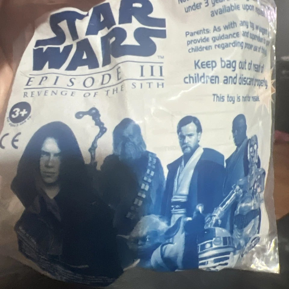 Juguete Burger King Star Wars 2005, Episodio III, La Venganza de los Sith, Yoda - Sellado Foto 3 de 3