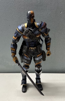Deathstroke Batman Arkham Origins Play Arts Kai Action Figure