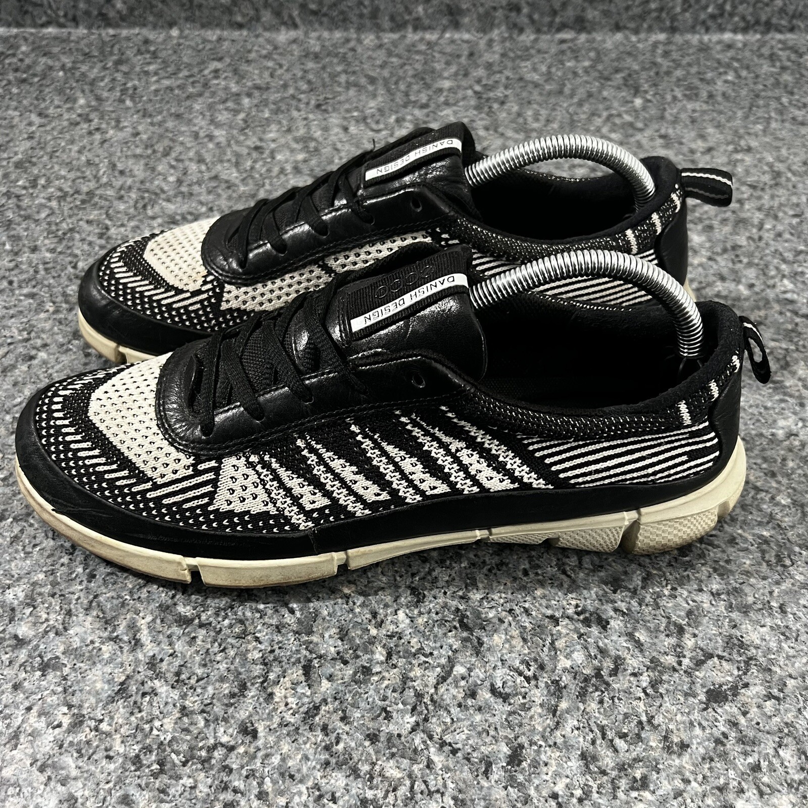 Ecco Danish Design Intrinsic Black White Shoes Sneake… - Gem