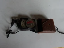 vintage DeJur Amsco Light Exposure Meter model 5-B with case