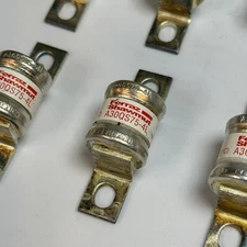75 Amp A30QS75-4L Semiconductor Fuse, Ferraz Shawmut Mersen, 300V, Bolt-On