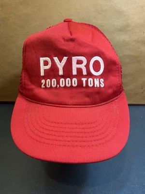 Vintage Pyro 200,000 Tons Red Snapback Trucker Hat Capital Fireworks Dynamite