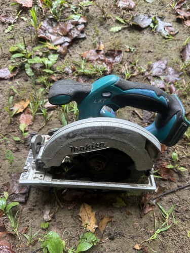 Makita 18V LXT BSS611 3700rpm 6-1/2in Diameter Circular Saw PARTING OUT