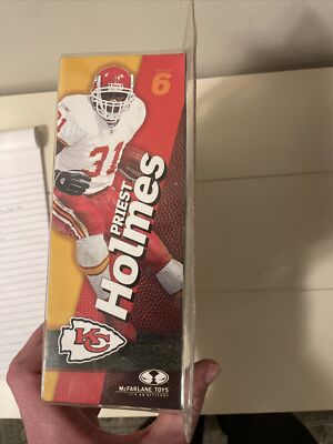 MCFARLANE SPORTSPICKS NFL Priest Holmes ROOKIE CHASE INSERT