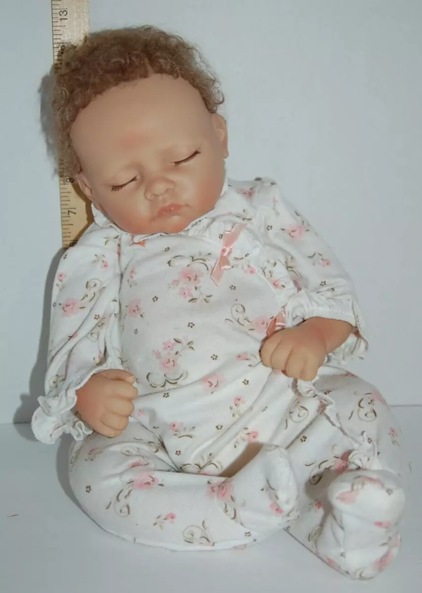 Ashton drake sophia deals baby doll reviews