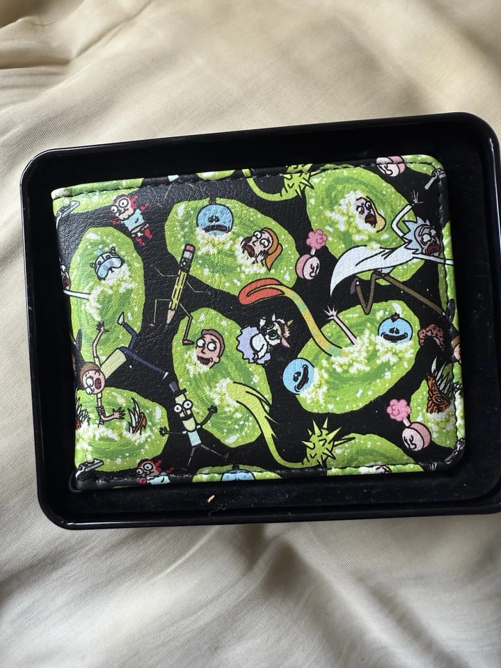 Adult Swim Rick and Morty Bifold Buckle-Down Wallet New In Tin - Image 2 of 2