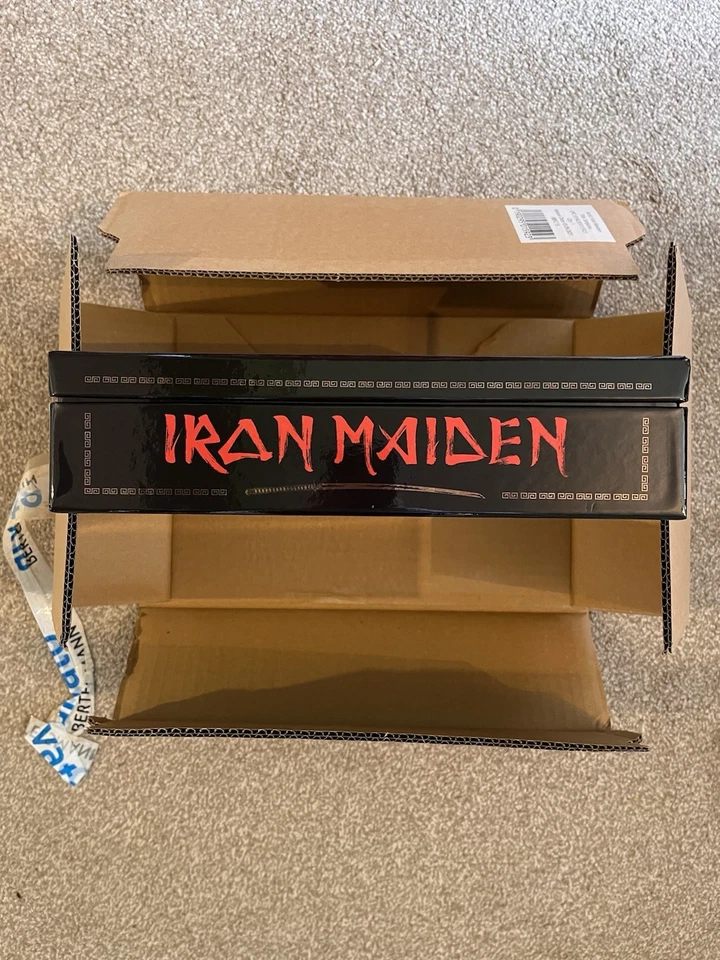 Iron Maiden CD/DVD Box set - Senjetsu (Super Deluxe) cd+ Bluray - Image 3 of 4