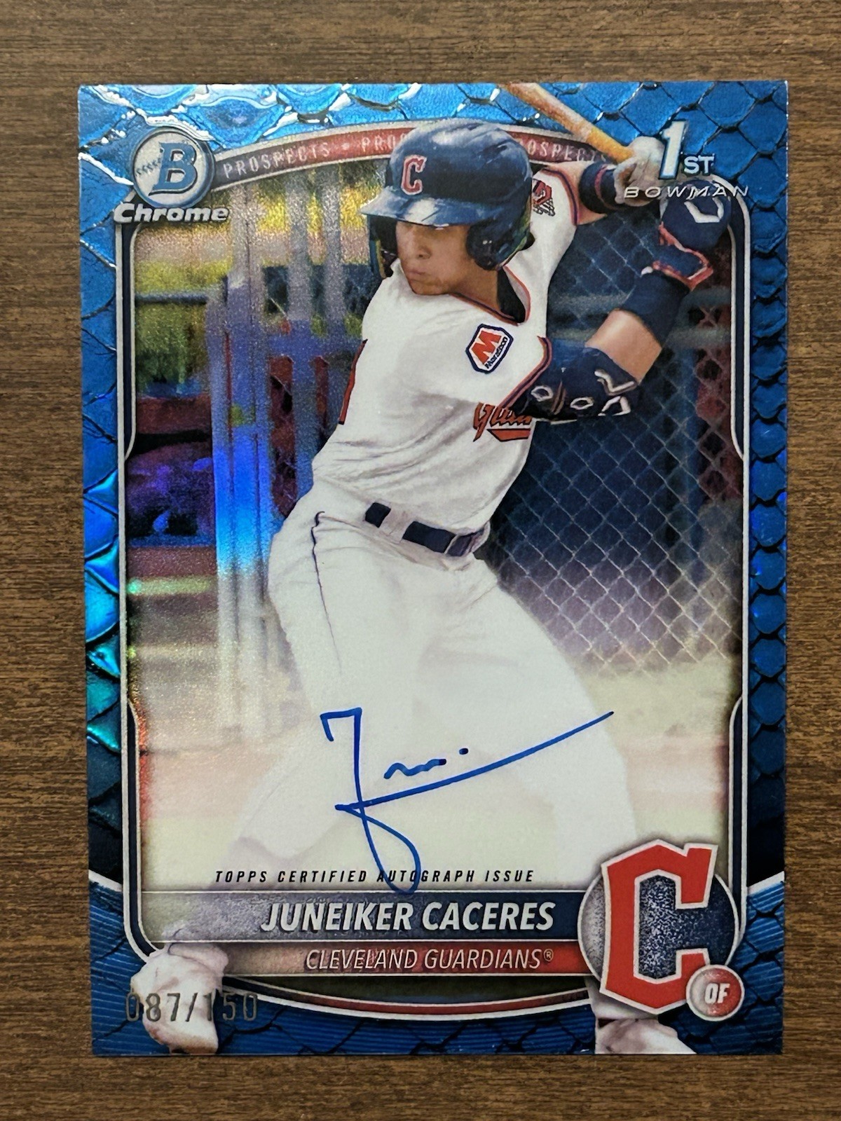 Juneiker Caceres Auto 2025 Bowman Chrome 1st Blue Reptilian Parallel /150