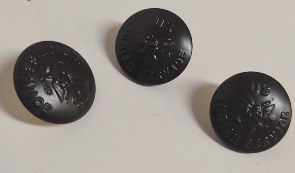 3 Botones de Abrigo Uniforme de Servicio Indio de EE. UU. - Botones Waterbury Ct EE. UU. Militar Foto 2 de 4