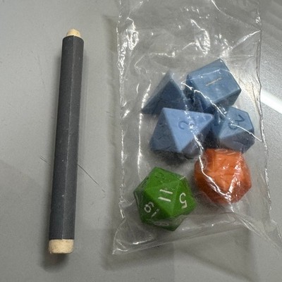 80er Mentzer Vintage Würfel Set plus Original Buntstift ~ D&D Dungeons & Dragons ~ TSR