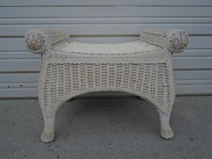 Pier 1 Jamaica Wicker Bench Vanity Desk Chair Stool Rattan Hollywood Regency