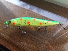 Lurehoor's Custom Painted Luck E Strike RC STX 4.5" Suspending  Psycho