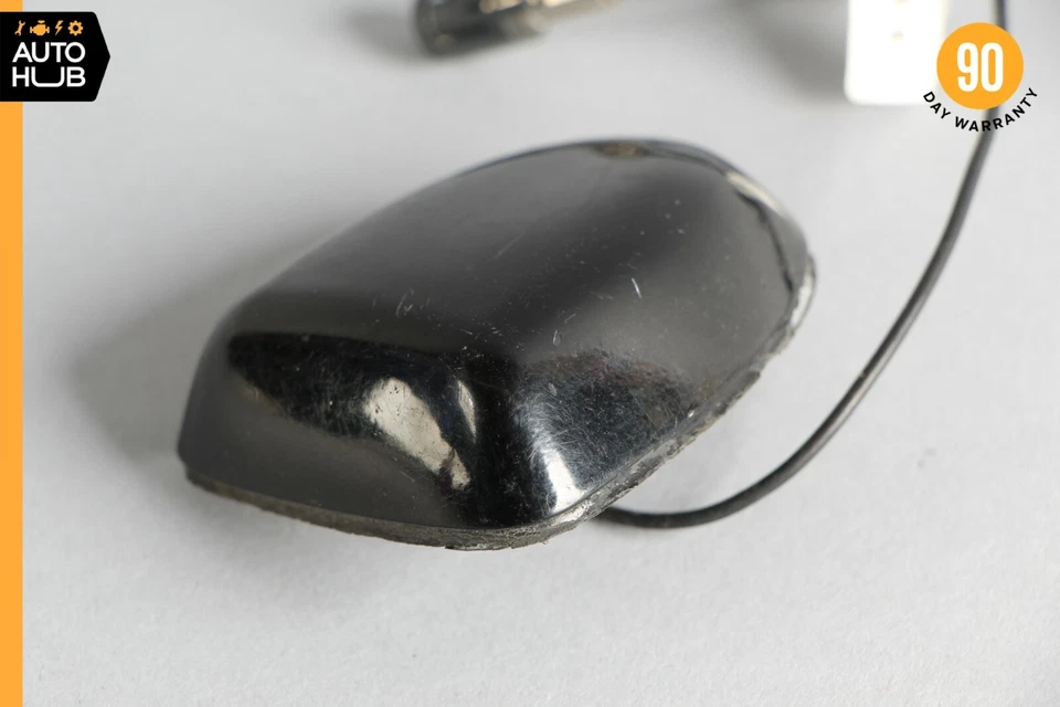 04-11 Mercede W219 CLS550 E350 Rear Trunk GPS Sirius Satellite Antenna OEM - Image 4 of 4