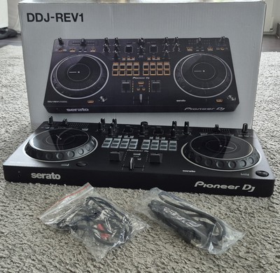 Pioneer DJ DDJ-REV1 2-Kanal-DJ-Controller - Serato DJ Lite