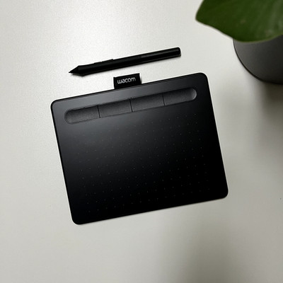 Wacom Intuos S Grafiktablet - Schwarz (CTL4100KS)