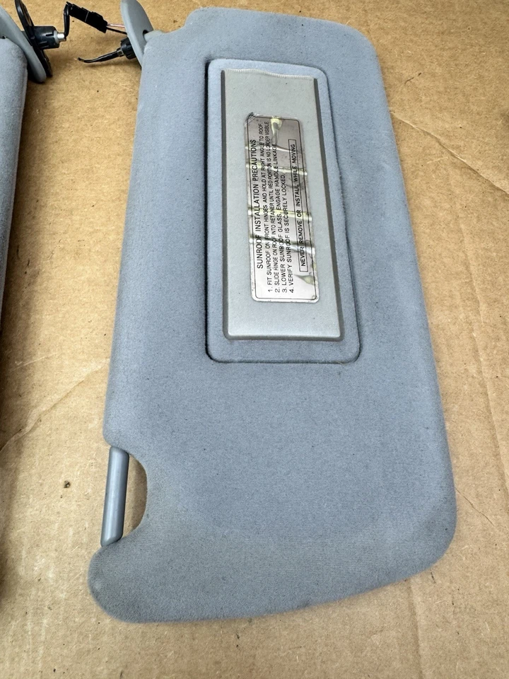 1987-1996 Nissan Pathfinder Hardbody Pickup Sun Visors Gray Cloth w/ Mirrors OEM - Image 3 of 4