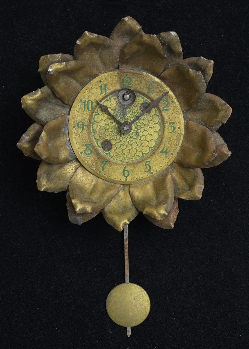 Collectible Wall Clocks Lux 1920-1949 Time Period Manufactured for