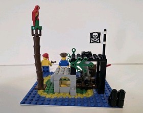 Lego Pirates - 6257 Castaways Raft & 6260 Shipwreck Island - With Instructions