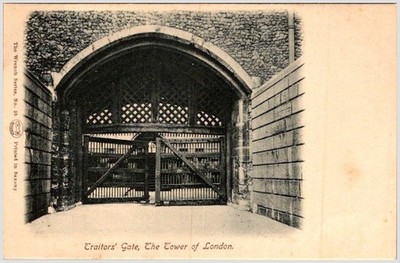 Traitors' Gate Tower of London 1907 Postcard Wrench Series No.55 Printed Saxony
