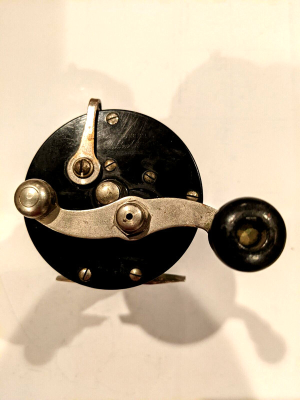 VINTAGE PFLUEGER GOLDEN WEST  FISHING REEL w/LEATHER THUMB BRAKE CIRCA 1930S
