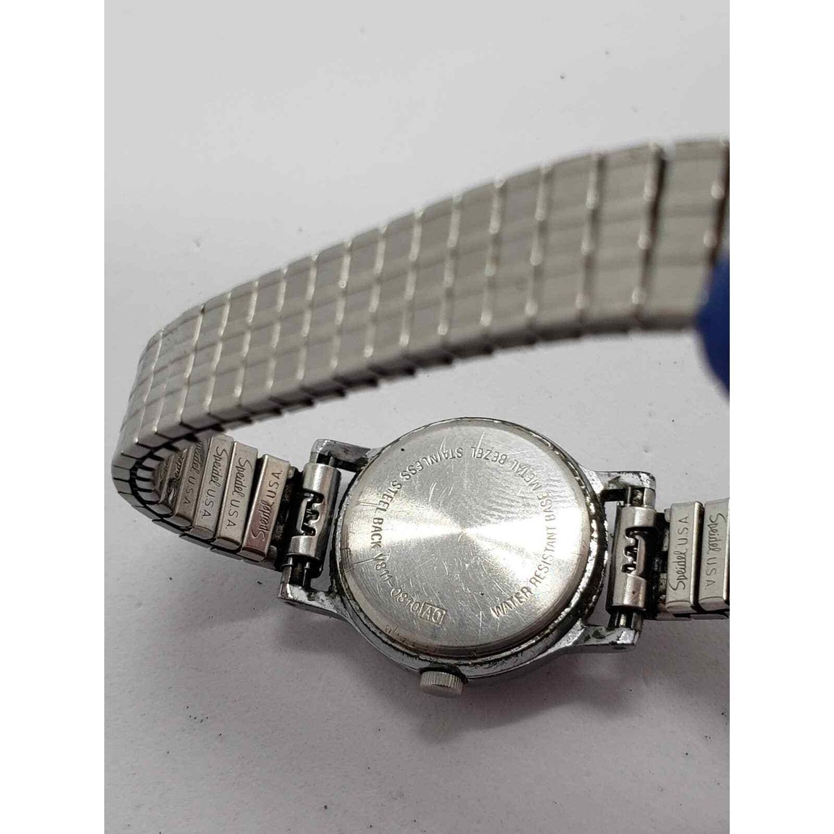 Lorus Women\'s watch. White face. V811-0810 AO s-l1200.webp main image 2