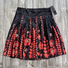 Mossimo Skirt Size 10 Floral Black Red Pleate...