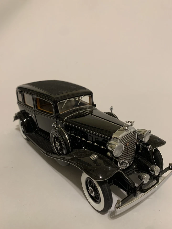 Cadillac V-16 Fleetwood 1932 fundido a presión por Danbury como nuevo escala 1/24 Foto 4 de 4