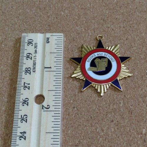 Books And Beyond Award Pendant Red White Blue Gold - Picture 3 of 3