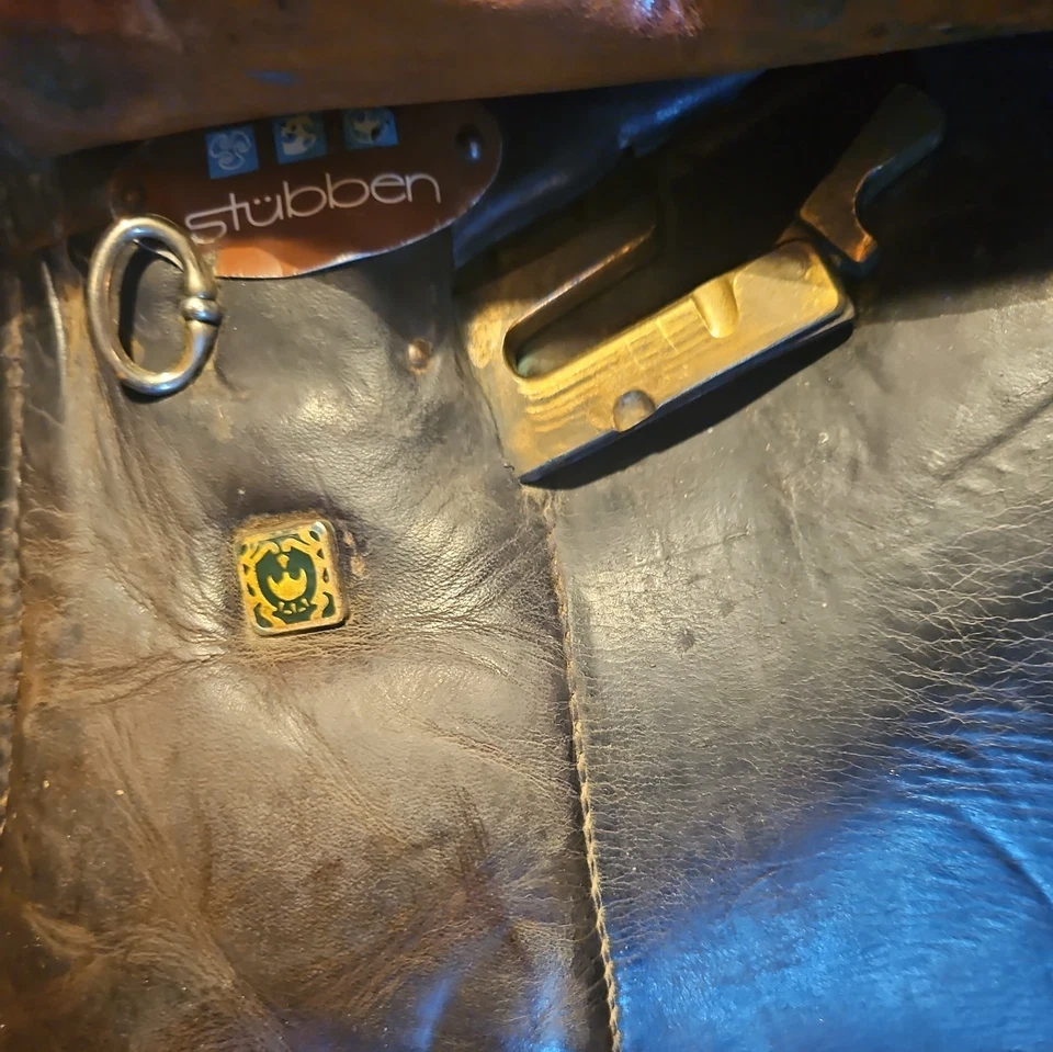 Sillín inglés Stubben All Purpose VSD de 18" Foto 3 de 4