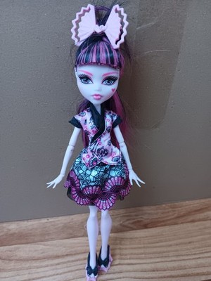 Monster High Puppe Draculaura Exchange Graustausch