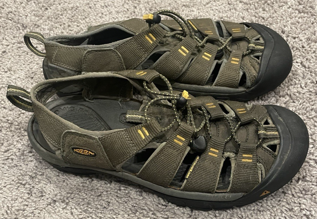 Sandali sportivi impermeabili verdi da uomo Keen Newport H2 taglia 10 scarpa da trekking