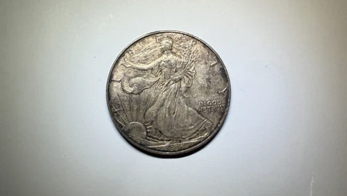 1996: Walking Liberty One Dollar 1oz Fine Silver .999