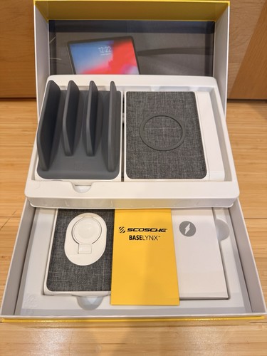 SCOSCHE BASELYNX KIT Modular Charging Station White w/EXTRA Wireless Charge Pad - Imagen 4 de 6