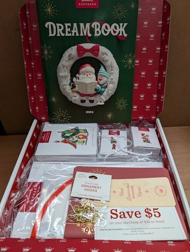 New Hallmark Keepsake Ornament Club 2024 Member Exclusive Box Ollie & Lia
