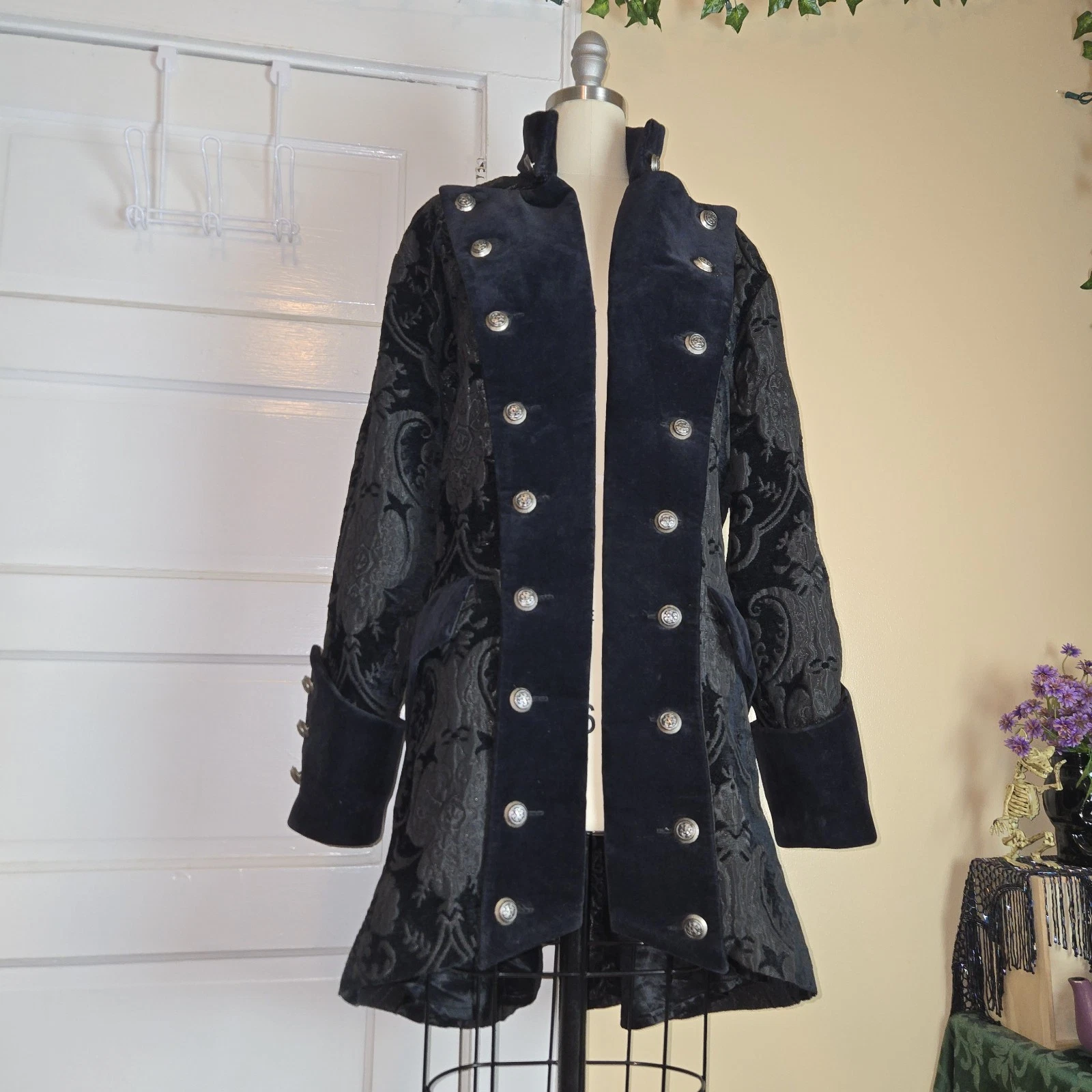 Shrine Hollywood California black brocade gothic steampunk military vampire coat image 7