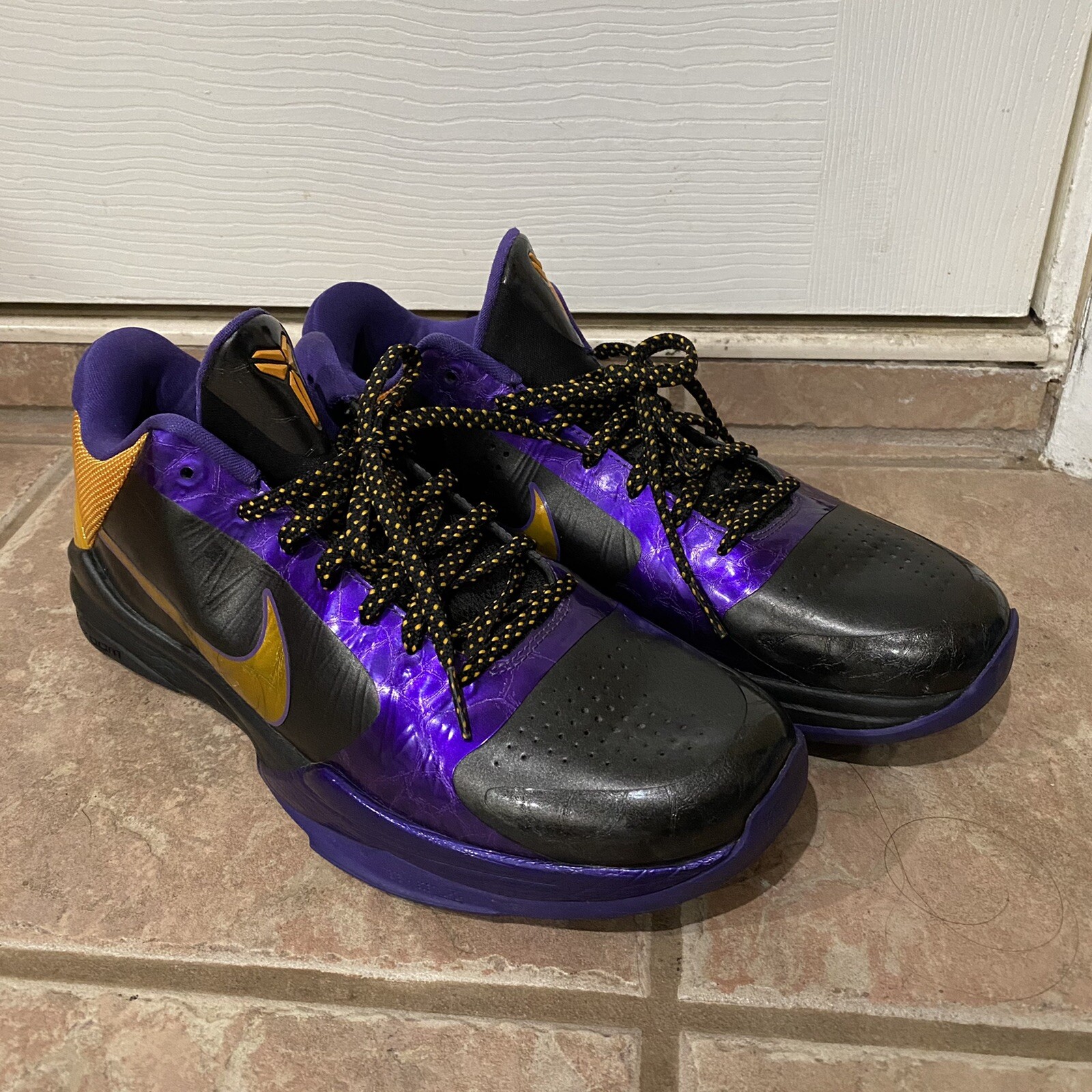 kobe v del sol