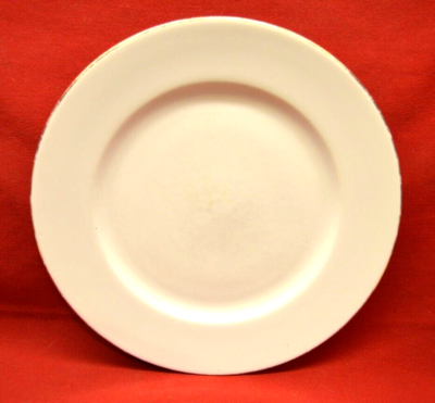 TEN Strawberry Street Classic White Gold Rim 10-3/8