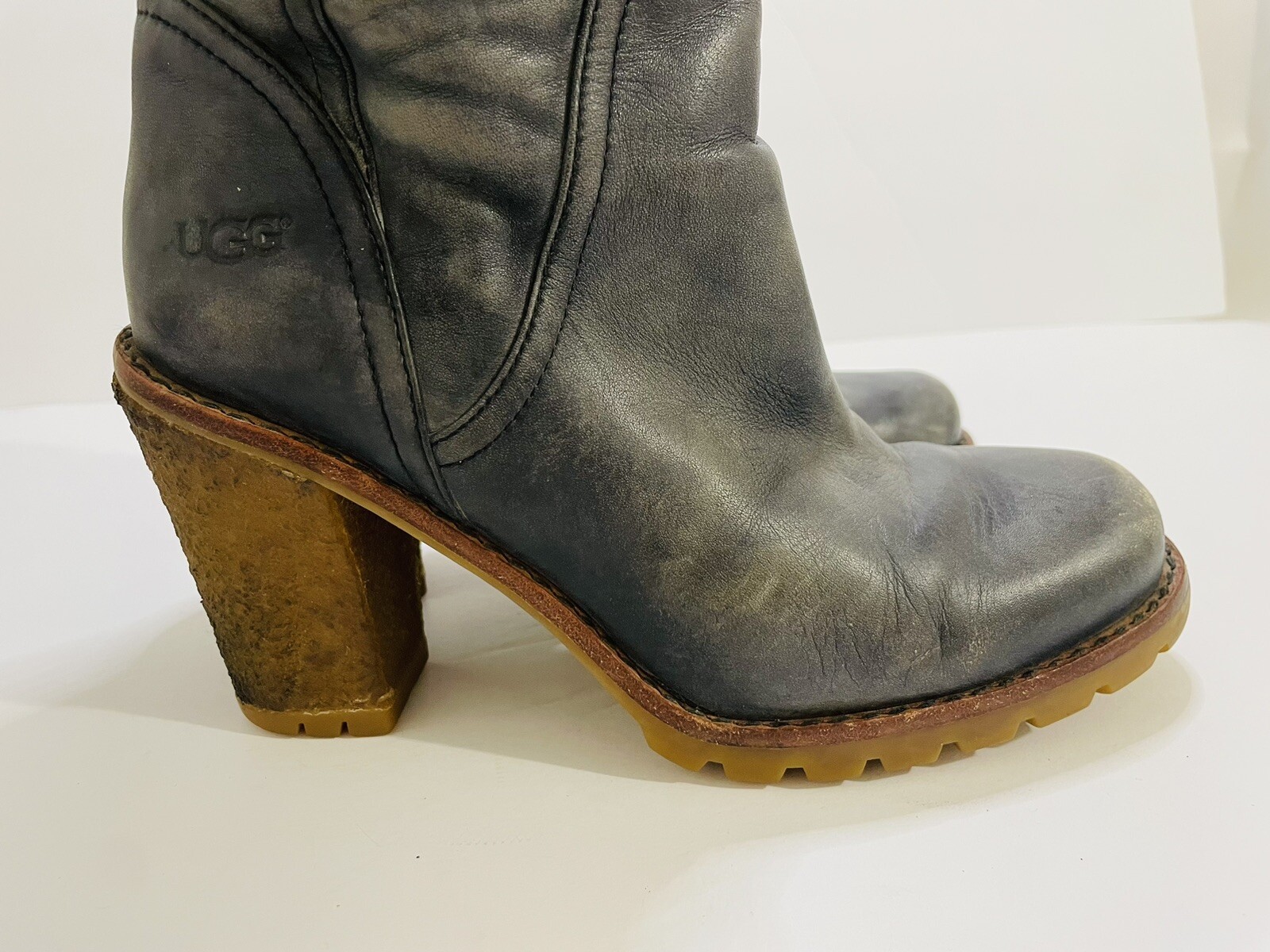 UGG Women’s Josie ll Distressed Grey Leather Tall Boots Size 6 eBay