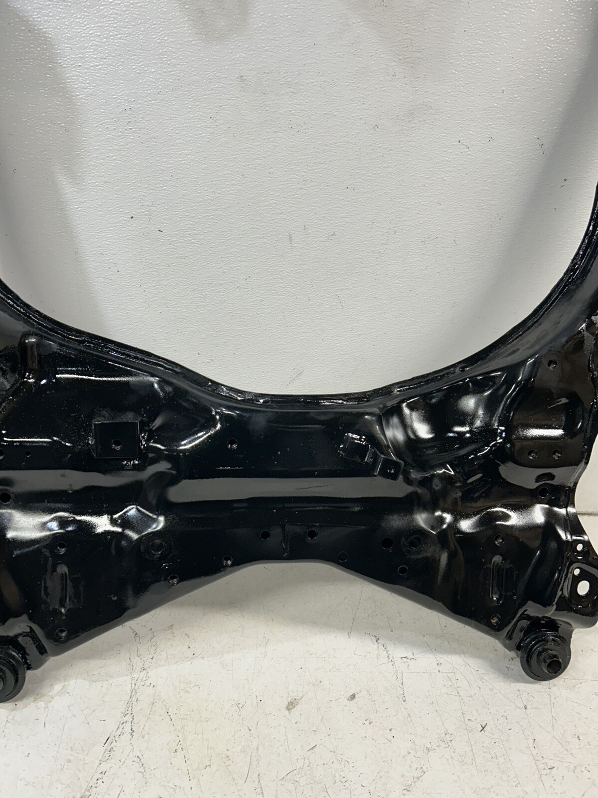 2017-2020 Nissan Pathfinder 3.5 AWD front crossmember sub frame cradle subframe