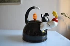 1994: Kamenstein Sylvester and Tweety Bird Tea Kettle