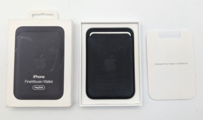 Apple iPhone FineWoven Wallet with MagSafe - Black